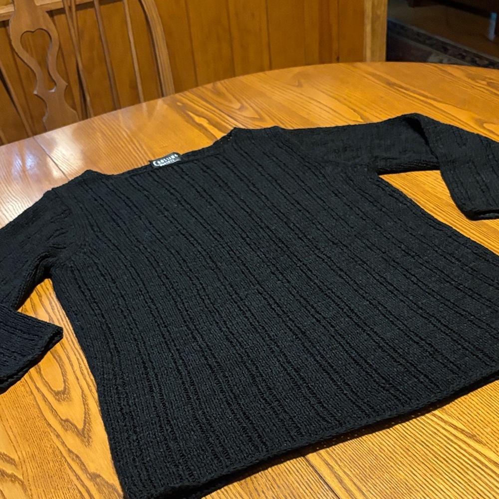 Black Crew Neck Sweater